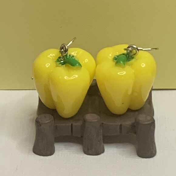 Pepper Earring, Funny Food Earring, Cooking Earring, Food Jewelry, Chef Earring - Picture 4 of 7